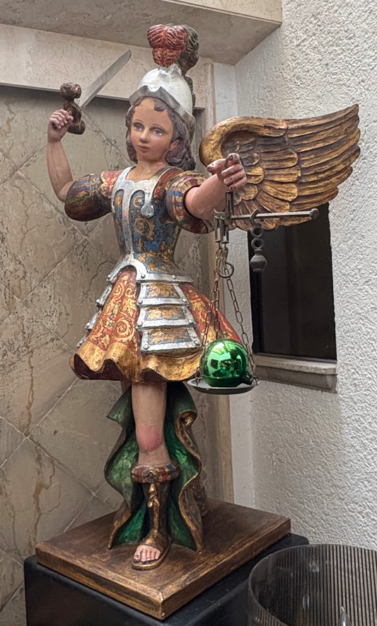 Escultura Arcángel San Miguel