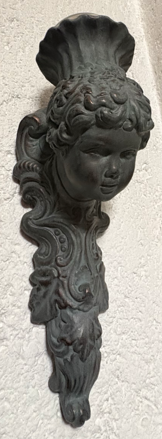 Candelero de pared con Querubín Ángel