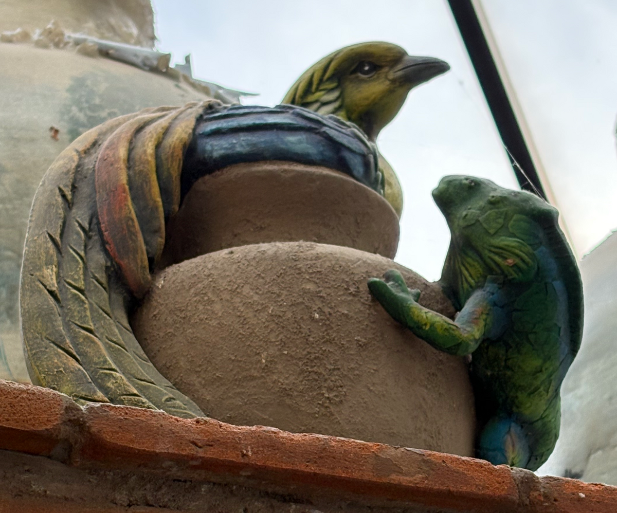 Olla de barro Quetzal e Iguana