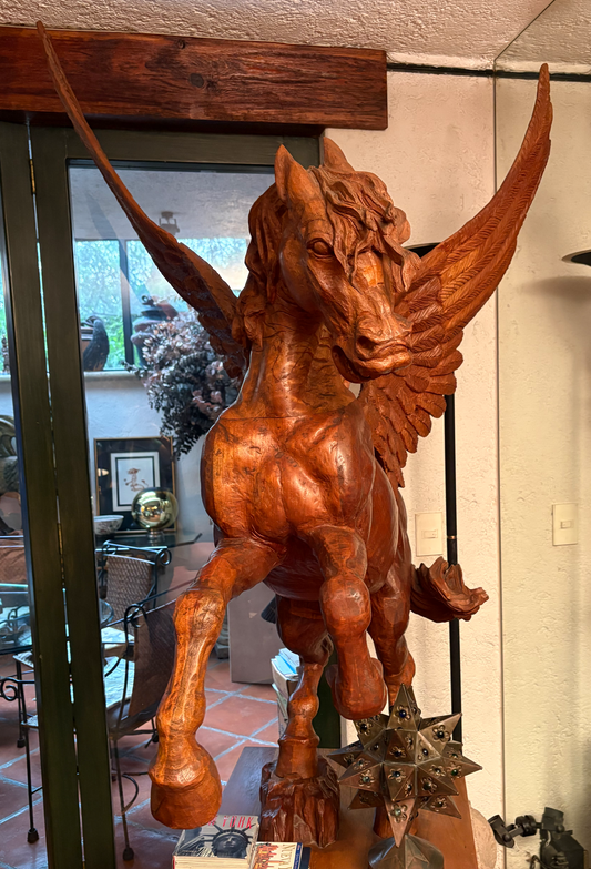 Escultura Pegaso