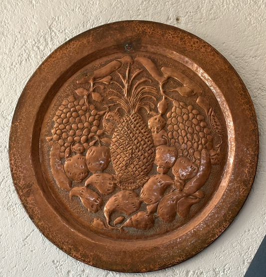 Platón de pared de cobre frutero