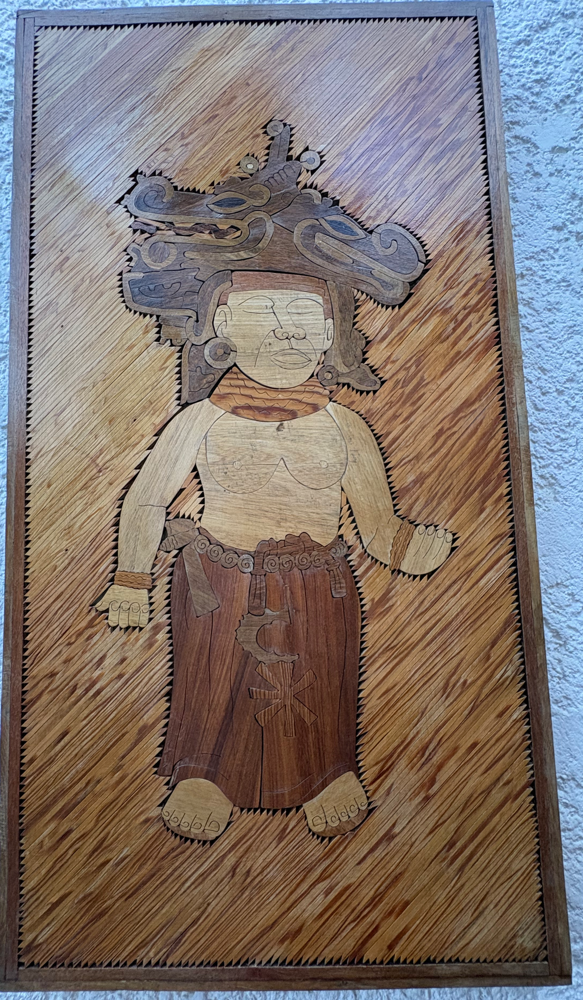Retablo de marquetería Coatlicue